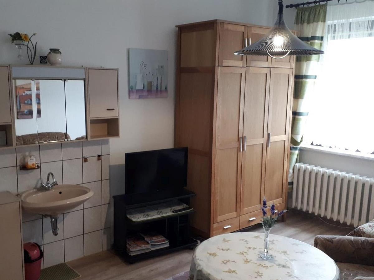 Ferienzimmer Bock Neuruppin Exterior foto